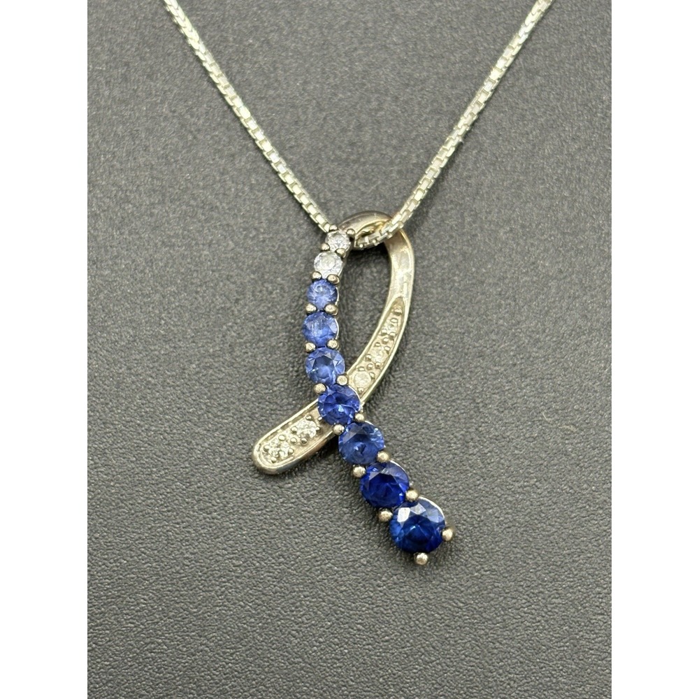 EUC Sterling Silver Lab Blue Sapphire Pendant Necklace F3